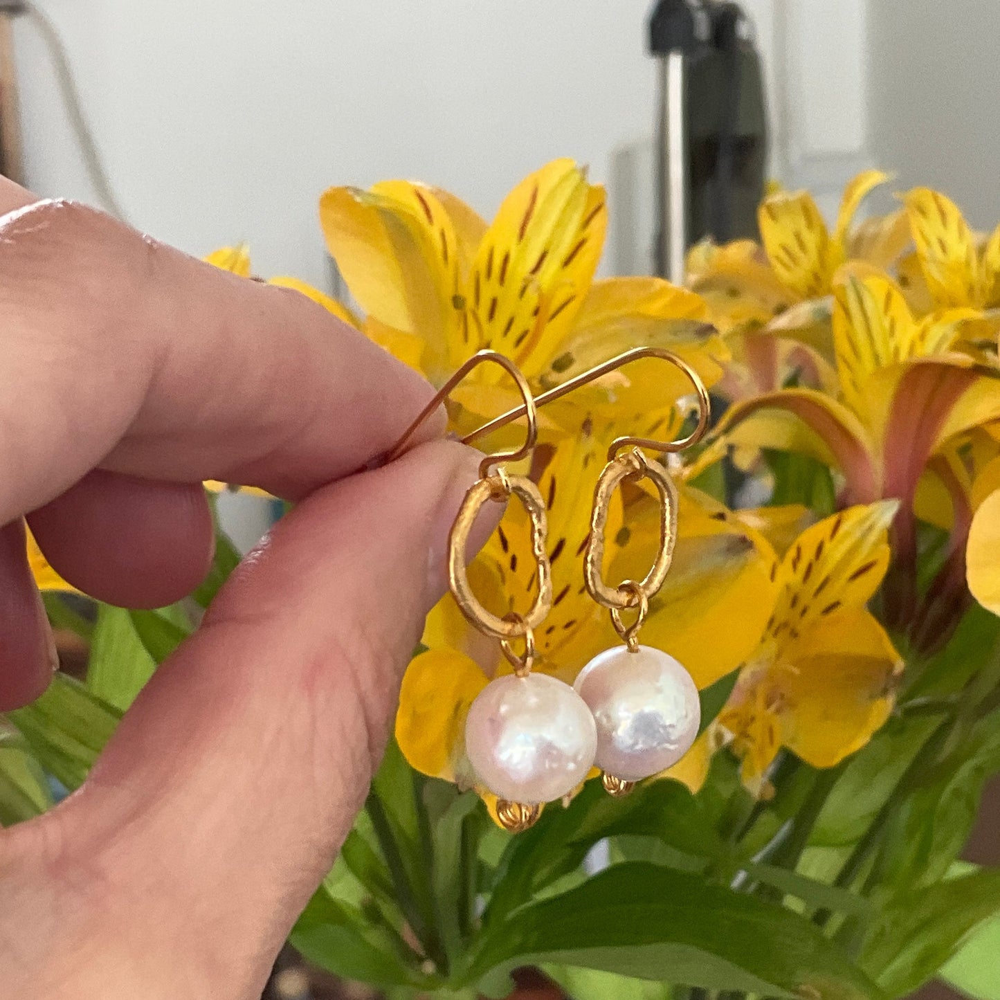INDIAN SUMMER BAROQUE PEARL DROPS