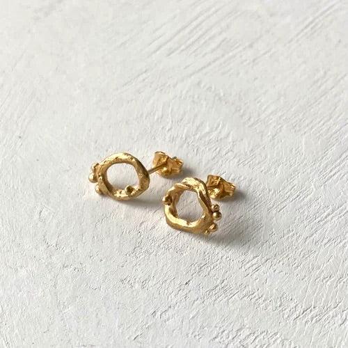 PLETHORA SMALL STUD EARRINGS