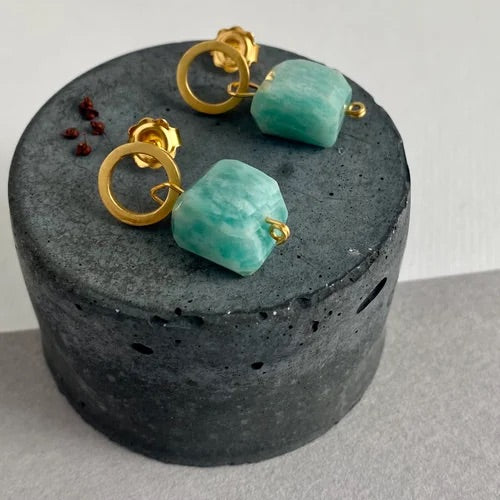 INDIAN SUMMER DROP STUD EARRINGS