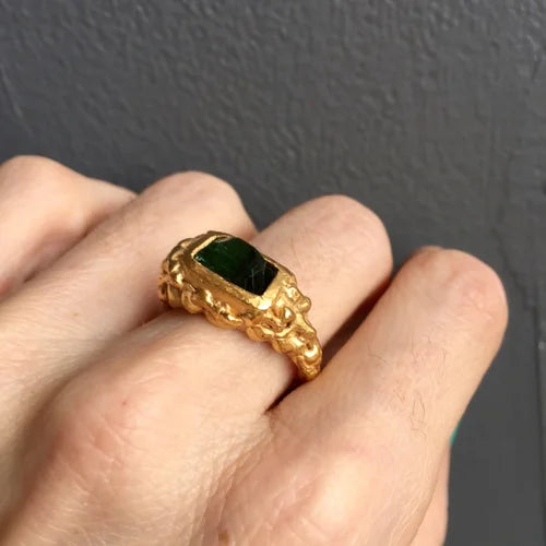 PLETHORA GREEN TOURMALINE GOLD RING