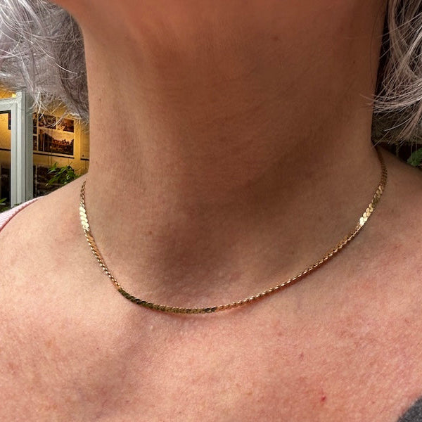 PLETHORA DELICATE 9CT GOLD CHAIN