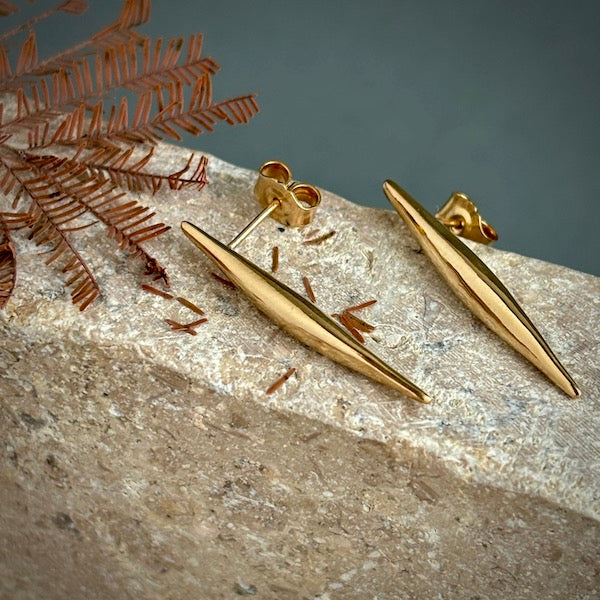 AFIOK LARGE QUILL GOLD EARRINGS
