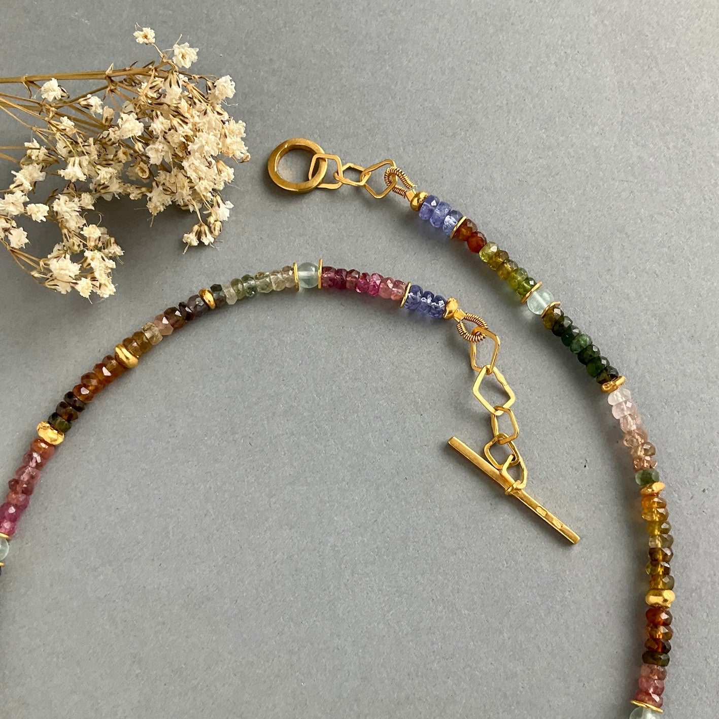 INDIAN SUMMER BEADED GOLD NECKLACE - TOURMALINE