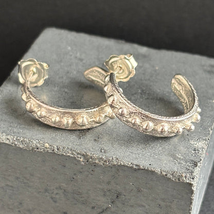 PLETHORA TIRONA CHUNKY HOOPS