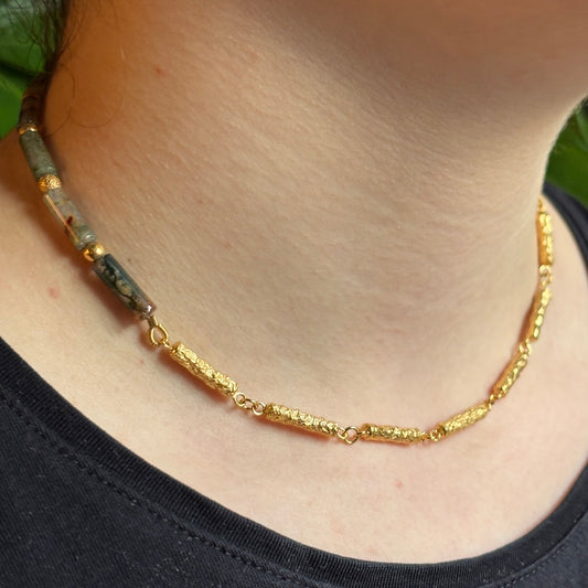 PLETHORA TIRONA NECKLACE - MOSS AGATE