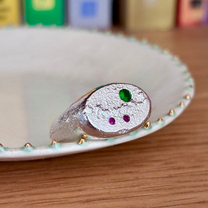 PLETHORA GEMSTONES SILVER SIGNET RING