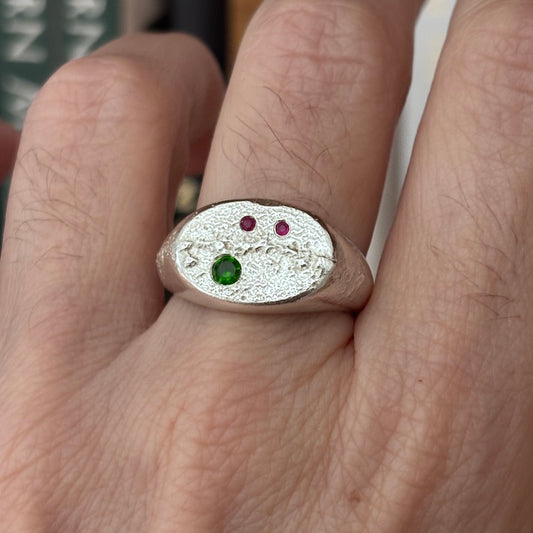 PLETHORA GEMSTONES SILVER SIGNET RING