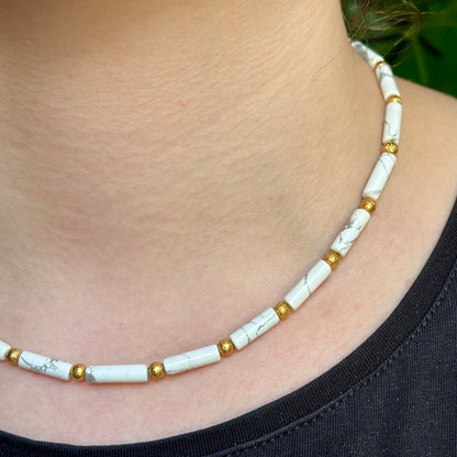 PLETHORA TIRONA NECKLACE - HOWLITE