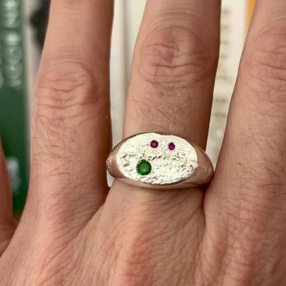PLETHORA GEMSTONES SILVER SIGNET RING