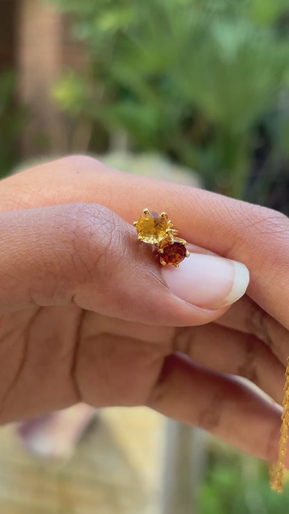 PLETHORA FLOWER GOLD PENDANT