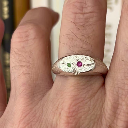PLETHORA GEMSTONES SILVER SIGNET RING