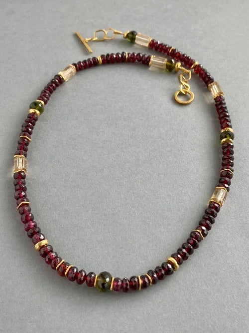 INDIAN SUMMER BEADED NECKLACE